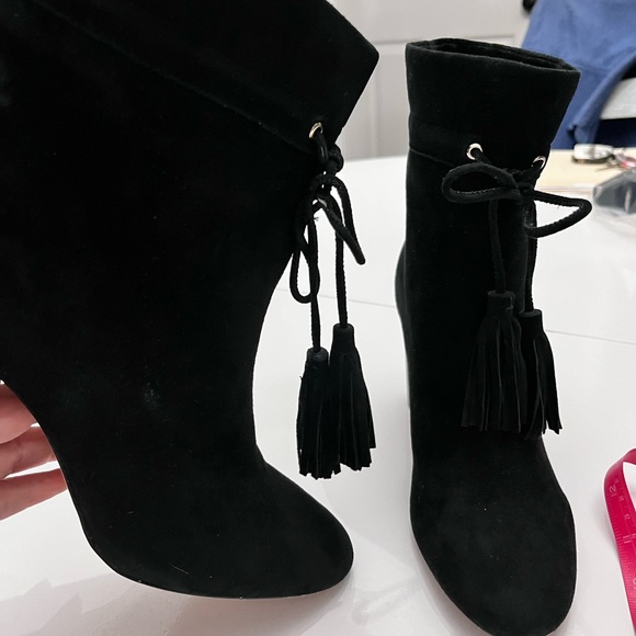 KATE SPADE | 8 | Black Suede - Picture 4 of 16